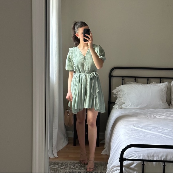 Aritzia Dresses & Skirts - ASTR the Label green mini dress NWT